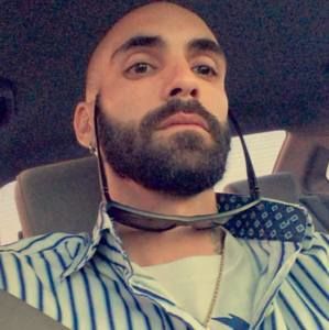 Meet your Posher, Zach